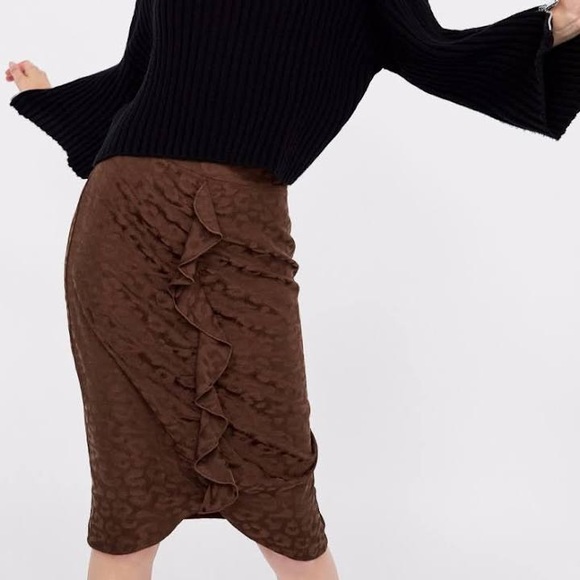 Zara Dresses & Skirts - Zara Animal Printed Jacquard Brown Pencil skirt